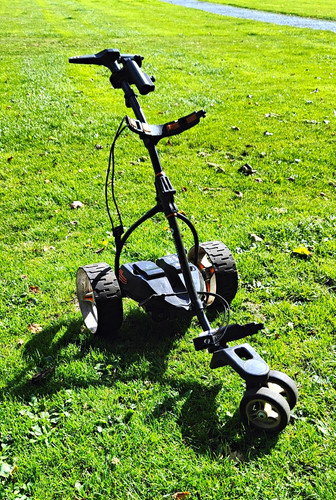 Motocaddy motorised wheel - motorised, 3