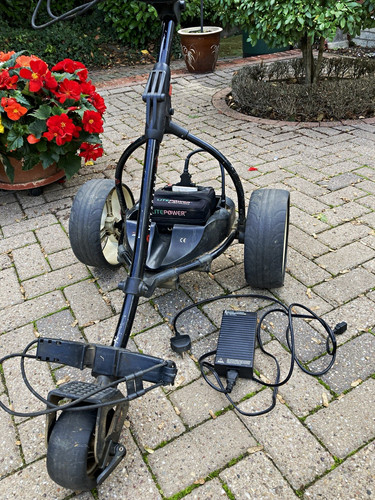 Motorised collapsible wheel - collapsible, 3-wheel